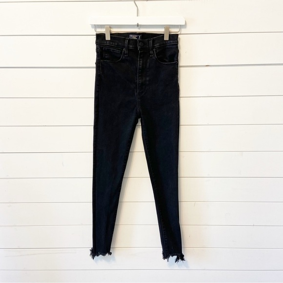 Abercrombie & Fitch | Black Ultra High Rise Super Skinny Stretch Jeans Size 0/25 - Picture 1 of 9